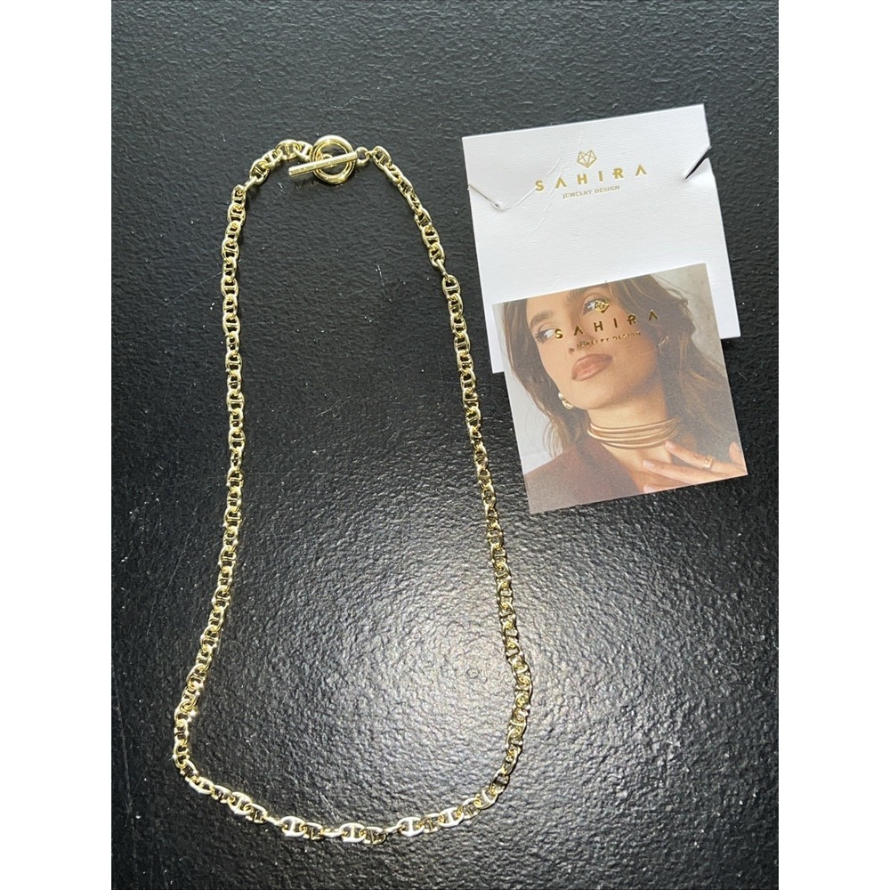 Sahira Roxanne Chain Necklace Gold Tone Gucci Link Toggle Clasp New 18 Inches